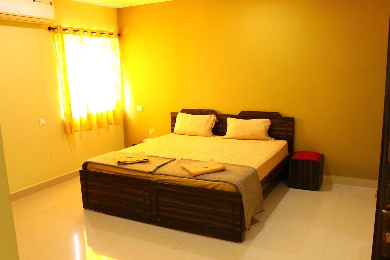 Chandran Hyline Chennai Luaran gambar