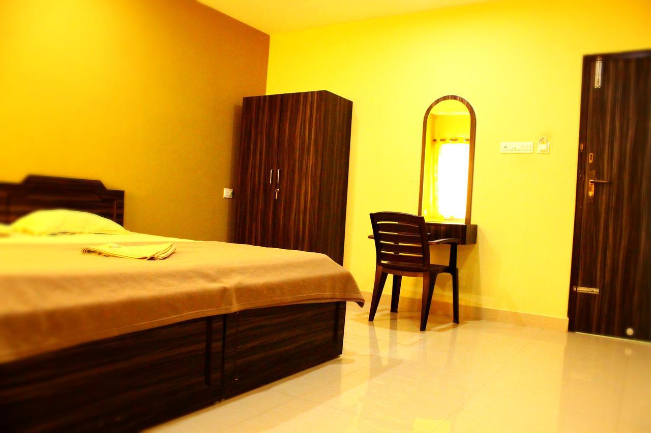 Chandran Hyline Chennai Luaran gambar